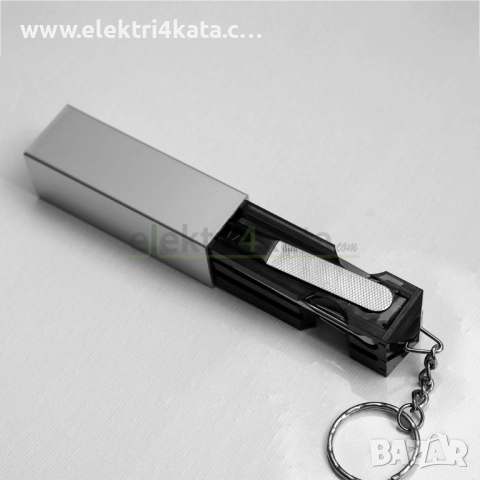 Комплект за маникюр в метална кутия, снимка 2 - Продукти за маникюр - 52462357