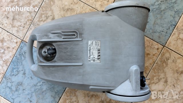 Прахосмукачка Electrolux AirMax ZAM6230, снимка 2 - Прахосмукачки - 46577296