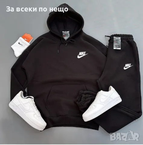 Дамски спортен компект Nike - 2 налични цвята Код A84, снимка 3 - Спортни екипи - 47390703