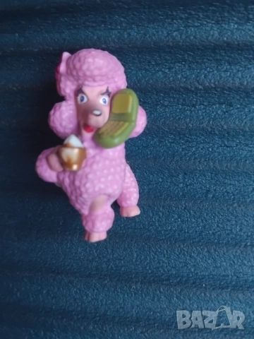 Киндер / Kinder играчка кученце болонка / пуделче