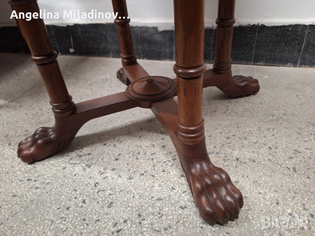 Антична Викторианска маса от орех , снимка 7 - Маси - 51653021