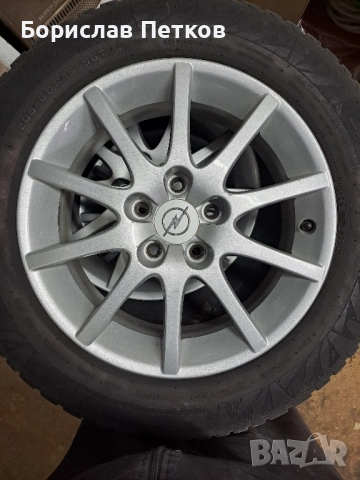 Продавам алуминиеви джанти със зимни гуми 5/110/16