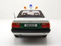 Audi 100 C3 1989 Polizei полицейски - мащаб 1:18 на Triple9 моделът е нов в кутия, снимка 7
