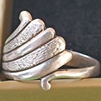Красив сребърен пръстен , снимка 2 - Пръстени - 45469246