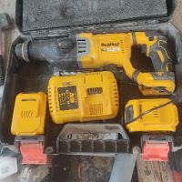 DeWalt продавам за 150 лв целият комплект , снимка 1 - Лаптопи за игри - 45306487