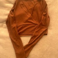 Кафява блузка, снимка 1 - Блузи с дълъг ръкав и пуловери - 45208818