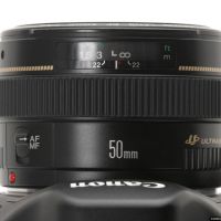 ! Canon EF 50mm F1.4 USM (супер светлосилен универсален)+сеник !, снимка 2 - Обективи и филтри - 45170285