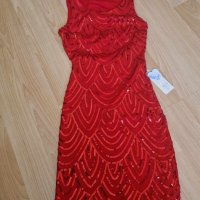 Дамска червена рокля, снимка 1 - Рокли - 45277110