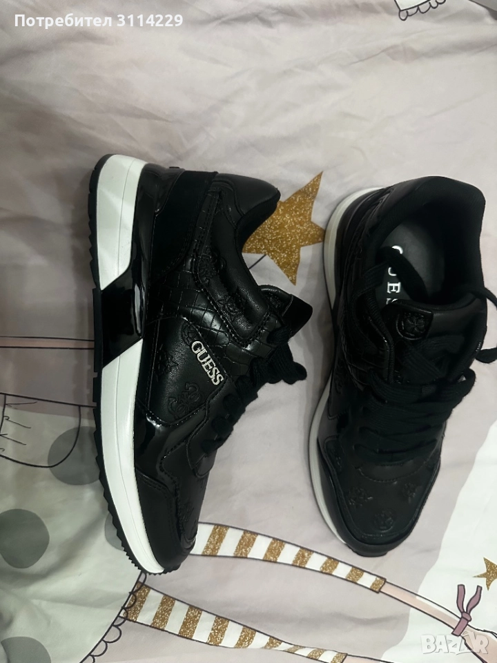 Маратонки Guess , снимка 1