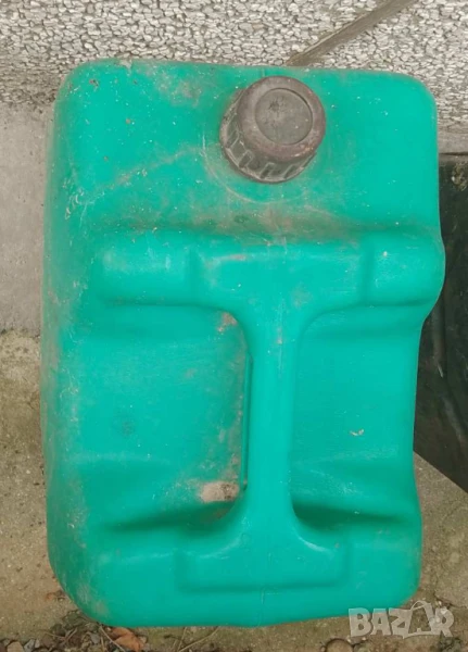 Пластмасова туба, снимка 1