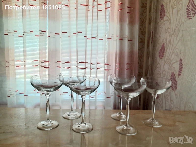 Елегантни чаши за десерт или коктейл, снимка 1