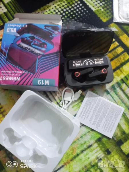 Безжични Bluetooth слушалки с LED цифров дисплей  , снимка 1