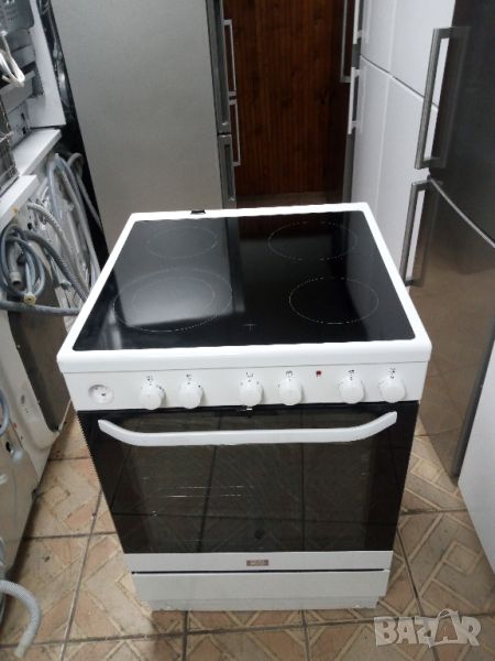 Като нова свободно стояща печка с керамичен плот VOSS Electrolux 60 см широка 2 години гаранция!, снимка 1