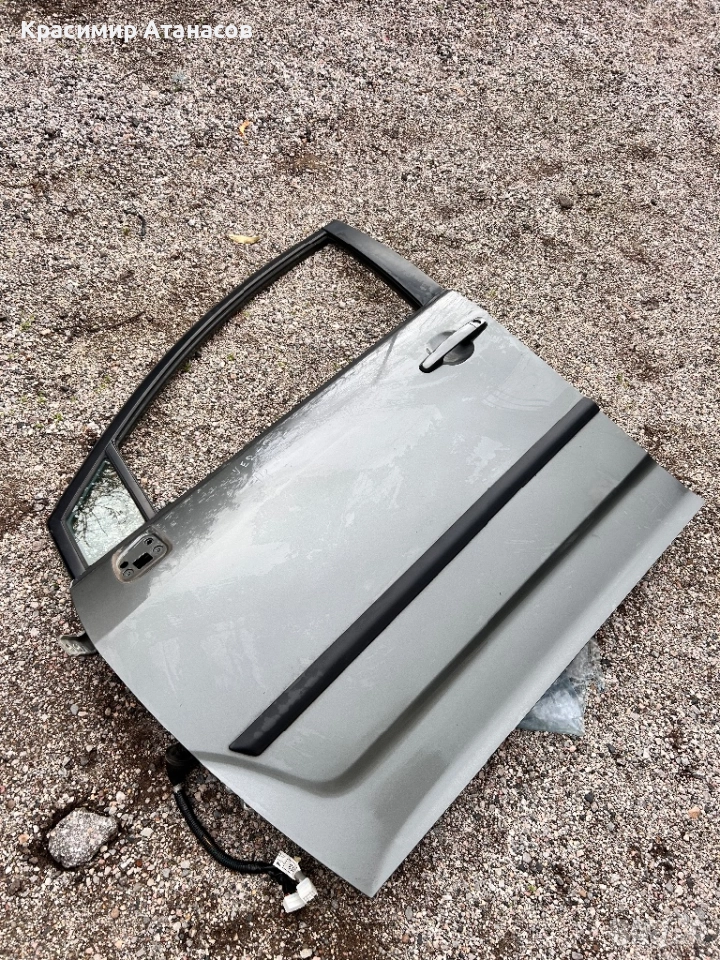Врата предна лява  за Тойота корола версо. 2004-2008г , снимка 1
