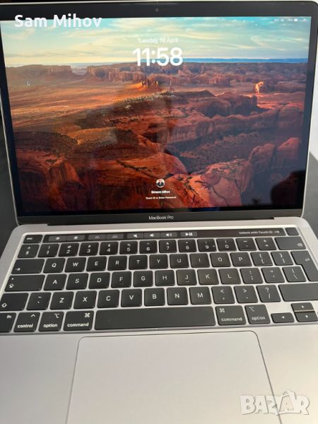 Apple MacBook Pro M2 13inch + Подарък Airpods Pro 2nd generation, снимка 1