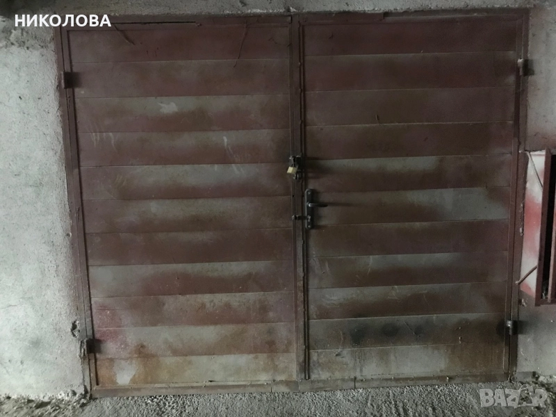 Метални гаражни врати-спешно!, снимка 1