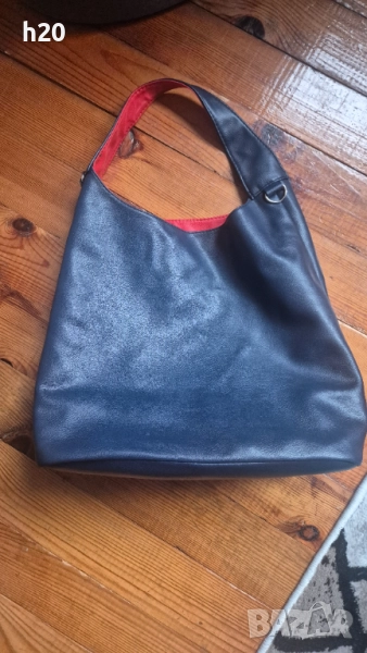 Дамска чанта 10 лева, използвана но напълно здрава дамска чанта., снимка 1