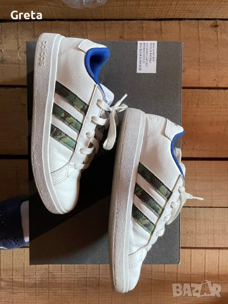 Детски кецове маратонки Адидас, снимка 1