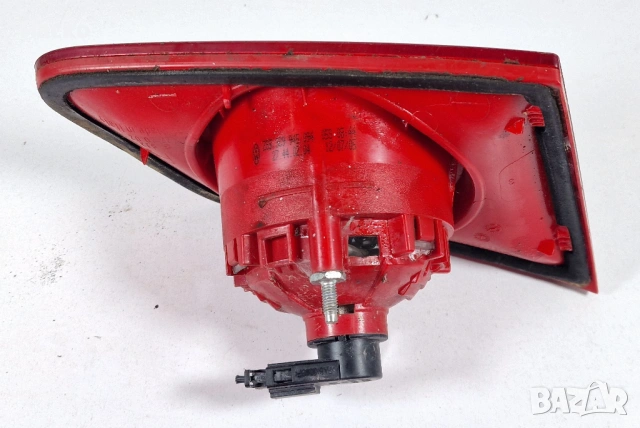 Десен Габарит Светлина Стоп Заден Капак VW Passat B6 Комби Пасат Б6 Комби 3C9 945 094 3C9945094, снимка 2 - Части - 53848287