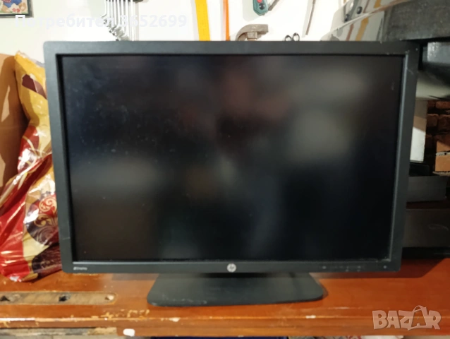 Професионален монитор HP Z24i - използван, снимка 3 - Монитори - 52973739