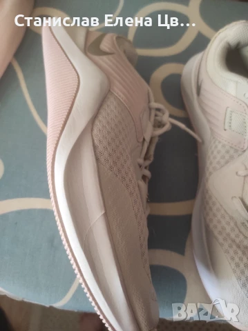 Дамски маратонки Nike, снимка 6 - Маратонки - 51088872