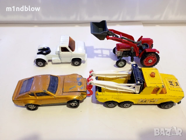 Метални колички Welly Kinsmart Matchbox Bburago 1:43 1:32, снимка 11 - Колекции - 54007853