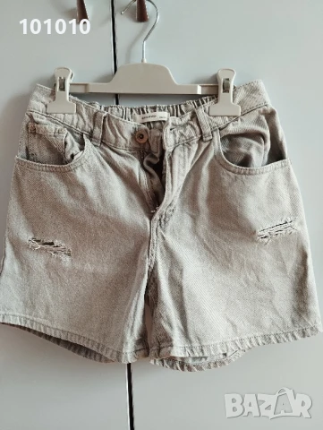 Къси дънкови панталони с накъсан ефект 