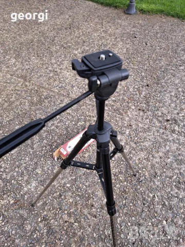 немски статив трипод за фотоапарат камера Hama traveller's 2     7/4, снимка 6 - Чанти, стативи, аксесоари - 49827139