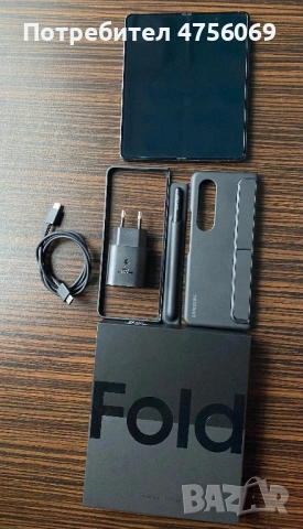 Чисто нов Samsung Z Fold 4 512GB Graygreen