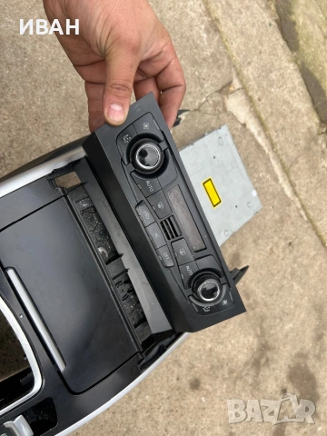 Audi a4 b8 2.0tdi 143кс s-line, снимка 9 - Автомобили и джипове - 53041800