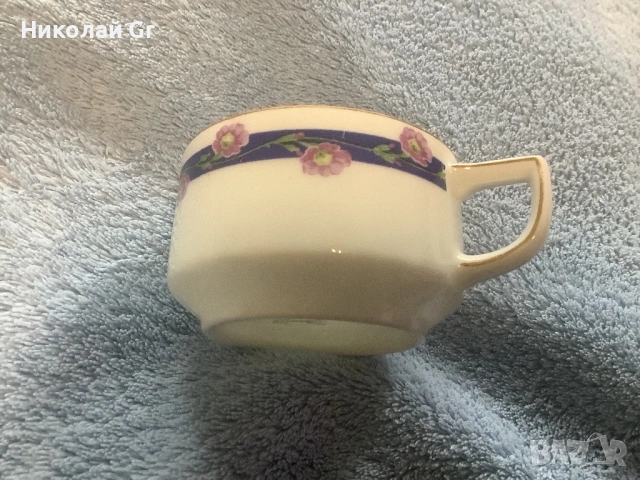 Чаша за мока с чинийка висококачествен порцелан  произведено в Германия до 1939 години , снимка 3 - Антикварни и старинни предмети - 54065897