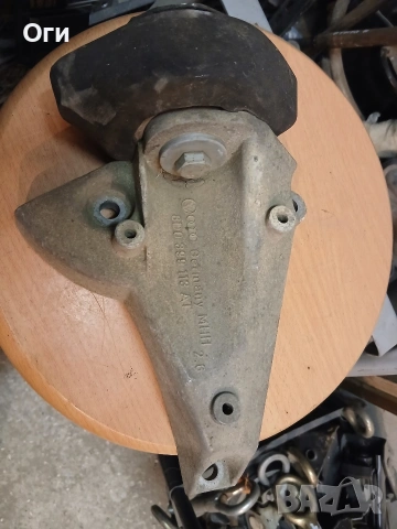 Конзола / лапа скорости за Ауди А4 и А6 , Пасат В5 4B0 399 113 AT