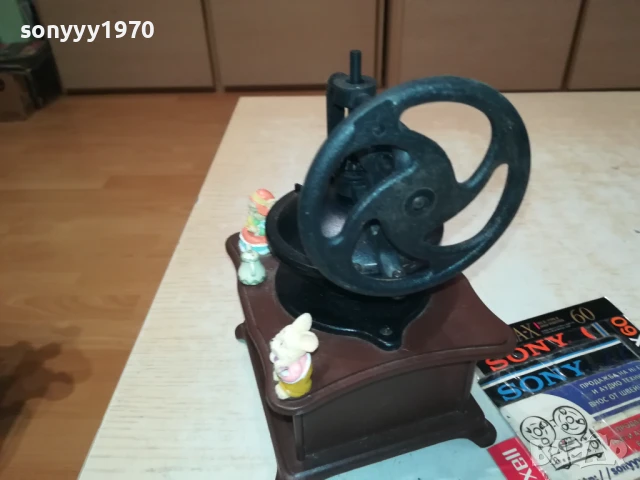 MUSIC BOX-16Х12Х12СМ МЕЛНИЦА С МЕЛОДИЯ 0906250712, снимка 4 - Колекции - 50598017