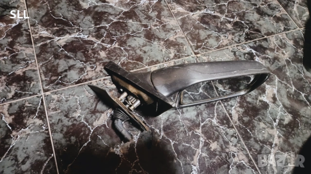 Дясно огледало Mazda 626, снимка 3 - Части - 53559562