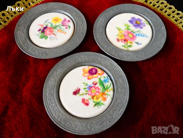 Калаена чиния,пано с пъстри цветя,релеф. 