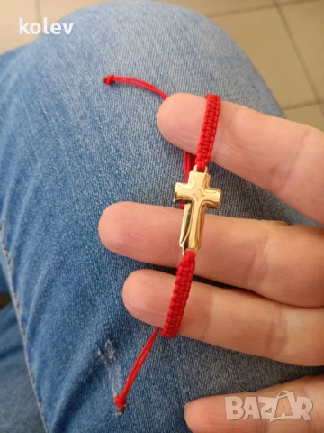 златен кръст в гривна червен конец, за мъж или за жена, снимка 6 - Гривни - 30577241