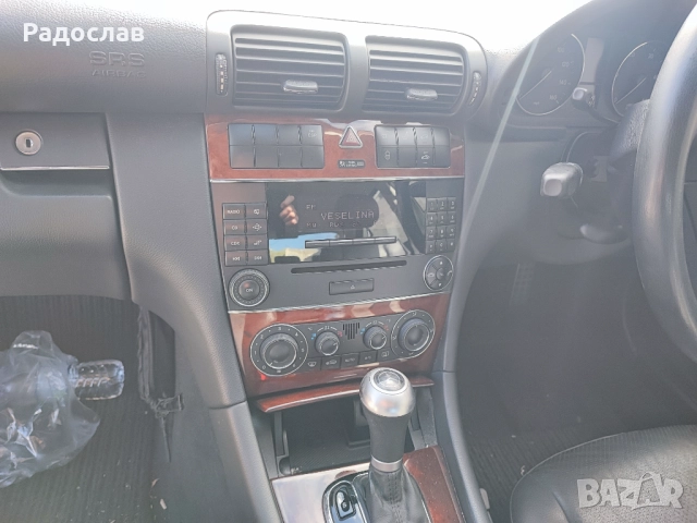 Мерцедес C 220 CDI 150 коня W203 На Части, снимка 6 - Автомобили и джипове - 52251212