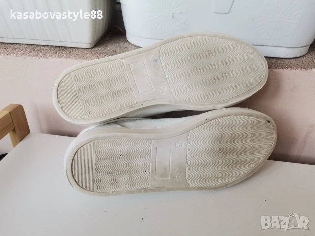 Спортни обувки Momoni-Италив , снимка 2 - Маратонки - 53901985