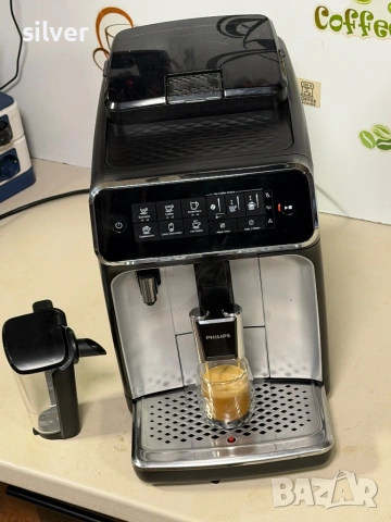 Кафемашина кафе автомат Philips EP3246 с гаранция, снимка 2 - Кафемашини - 53015264