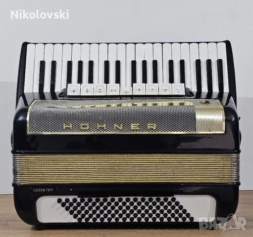  Акордеон Hohner Lucia IV , снимка 2 - Акордеони - 49175178