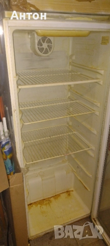 Не работеща хладилна витрина