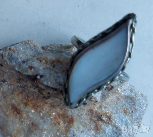 Сребърен пръстен със седеф 