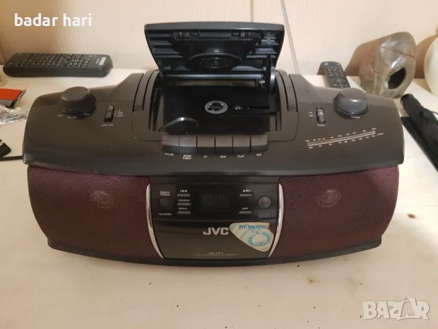 Касетофон JVC Disk, Radio ,Audio Kaseta, снимка 1 - Радиокасетофони, транзистори - 47152752