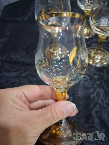 Сервиз с позлата , снимка 2 - Антикварни и старинни предмети - 51446594