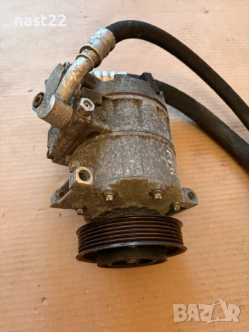 Компресор климатик Фолксваген Голф/Vw GOlf 5 1.6 102 к.с  1KO 820 803 L, снимка 5 - Части - 53971748