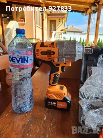 Акумулаторен ударен гайковерт 1600Nm и накрайник 3/4, снимка 6 - Винтоверти - 50189724