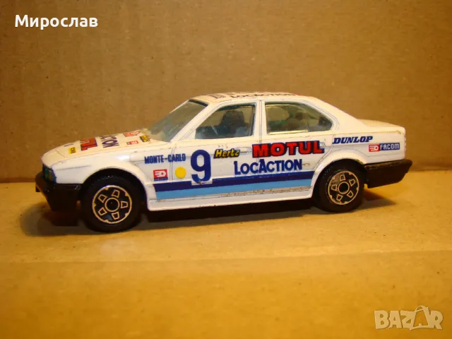 1:43 BBURAGO BMW 5 КОЛИЧКА ИГРАЧКА МОДЕЛ, снимка 1 - Колекции - 48814405