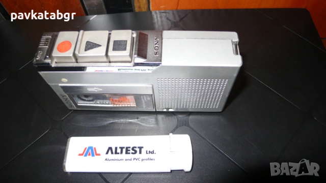 Портативен шпионски касетофон Sony, снимка 2 - Радиокасетофони, транзистори - 53070149