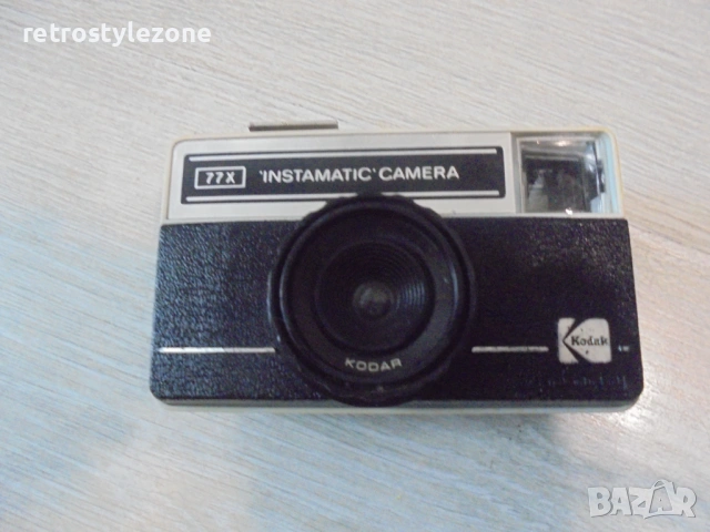 № 8522 Винтидж фотоапарат Kodak Instamatic 77X 