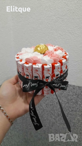 букети от рози и шоколадови изделия 🎁, снимка 2 - Подаръци за жени - 52613808